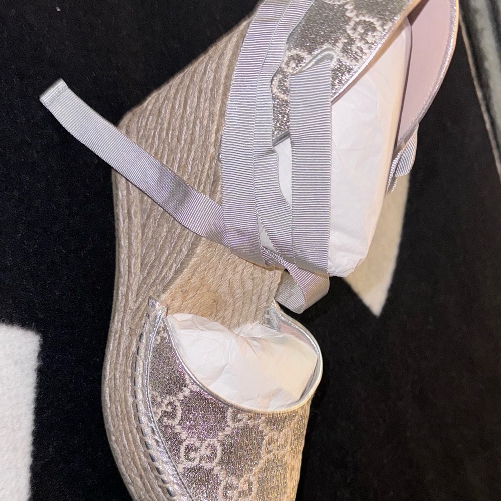 New Gucci wedges.